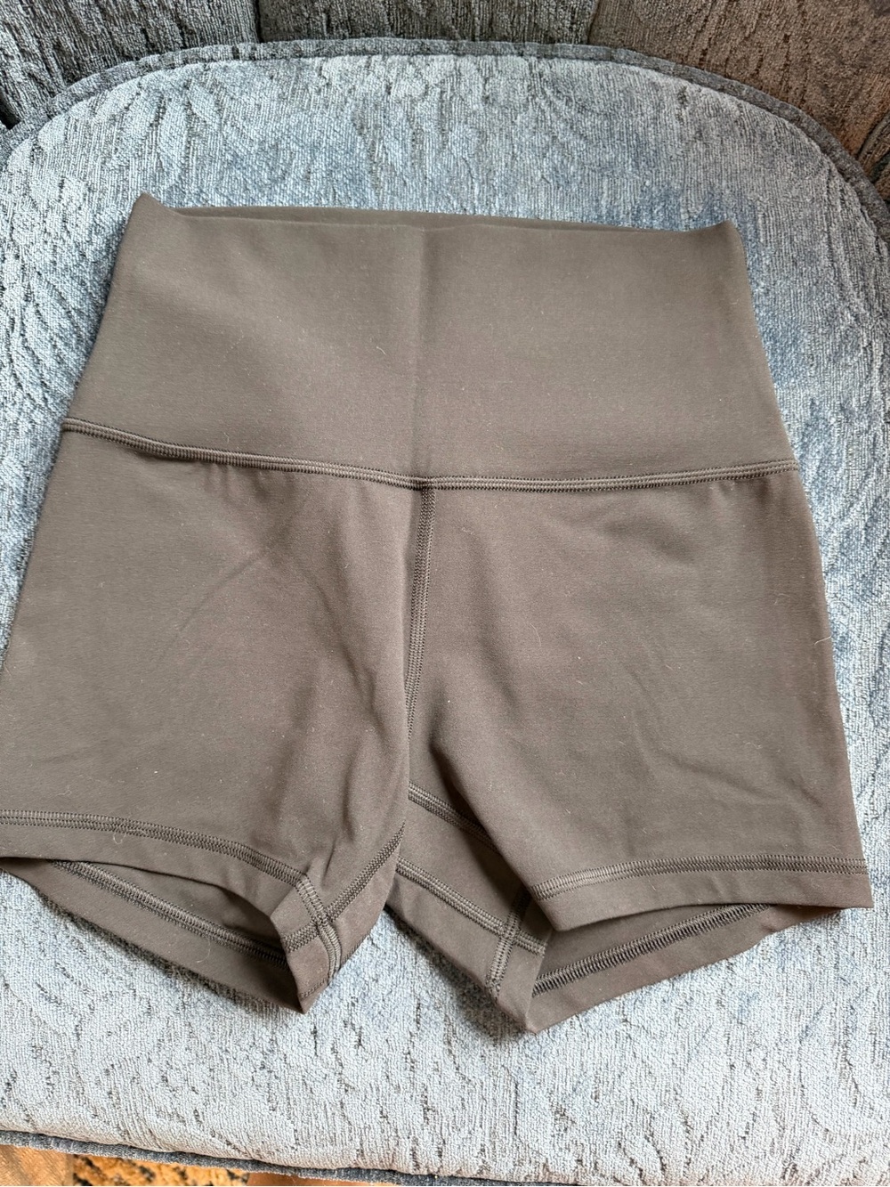 lululemon 4” High Rise Align Shorts